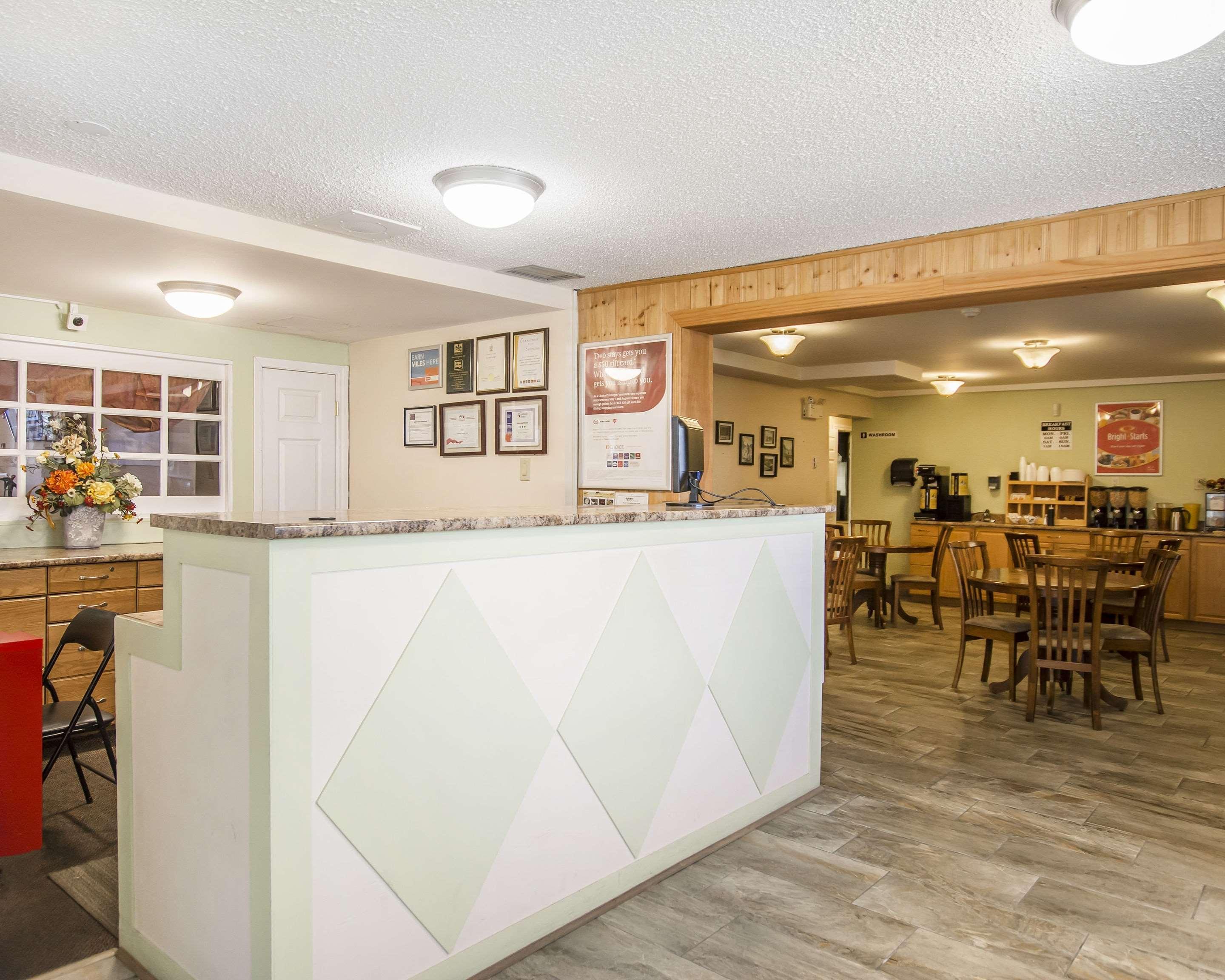 Econo Lodge Miramichi Exterior foto